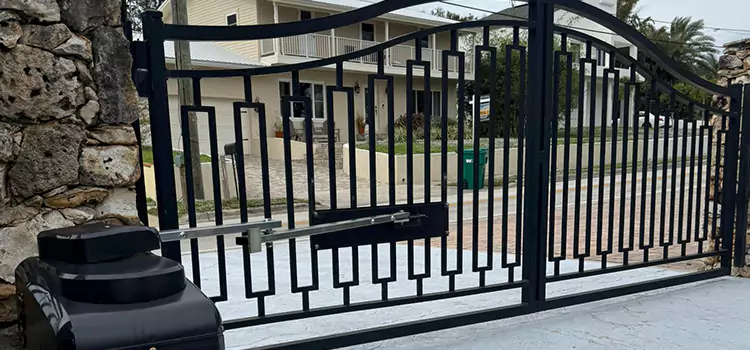 Swing Gate Opener with Keypad Leawood